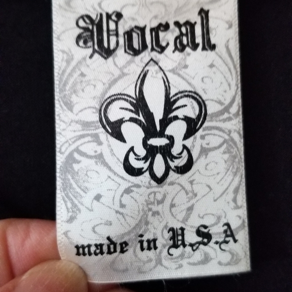 Shirt - Picture 3 of 3